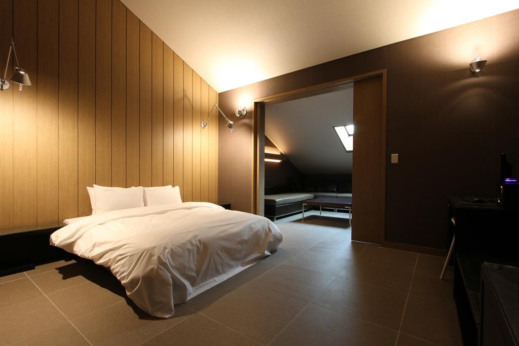 Valentine Hotel جويانج الغرفة الصورة